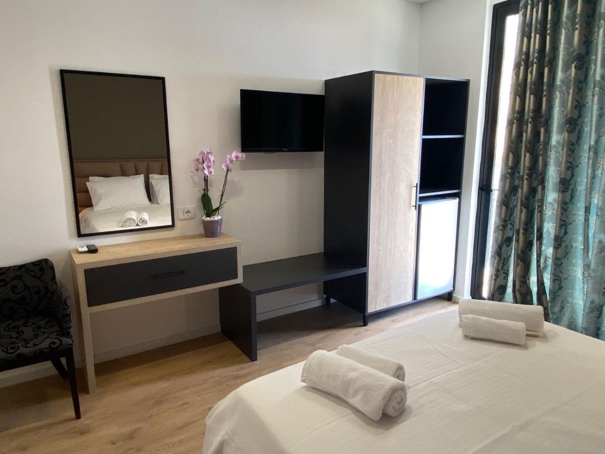 Augusto Rooms Saranda Dış mekan fotoğraf