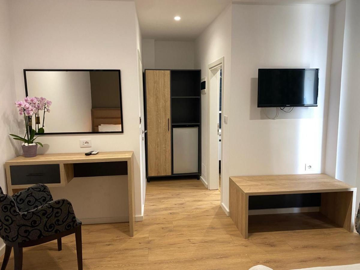 Augusto Rooms Saranda Dış mekan fotoğraf