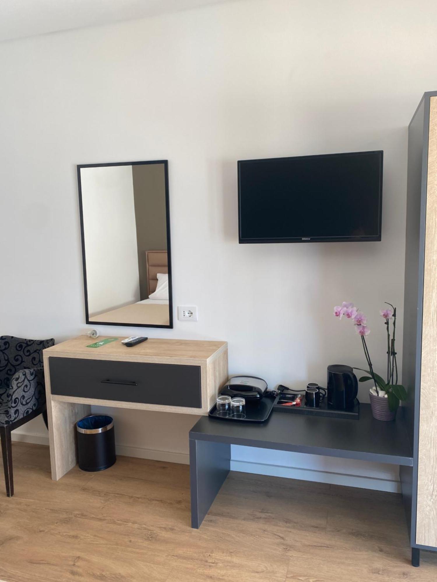 Augusto Rooms Saranda Dış mekan fotoğraf